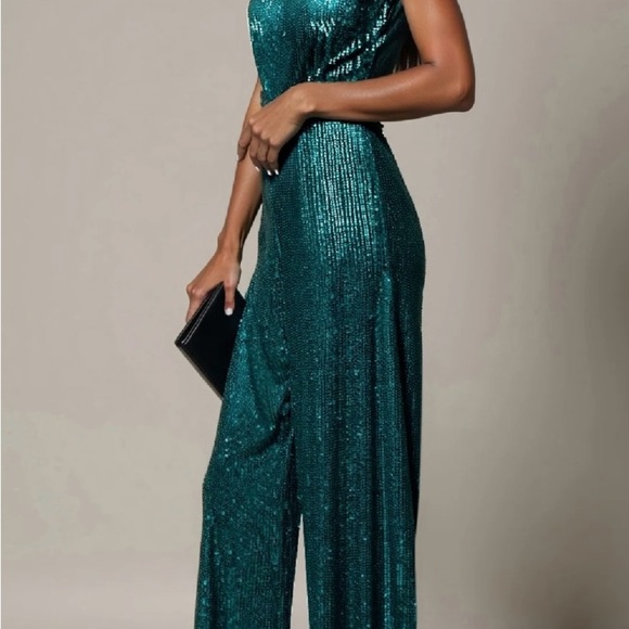 Elegant Green Jumpsuit - Picture 4 of 5